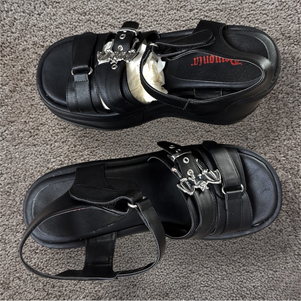 Demonia Wave-13 BATS Platform Sandal BNIB NWT - Picture 3 of 4